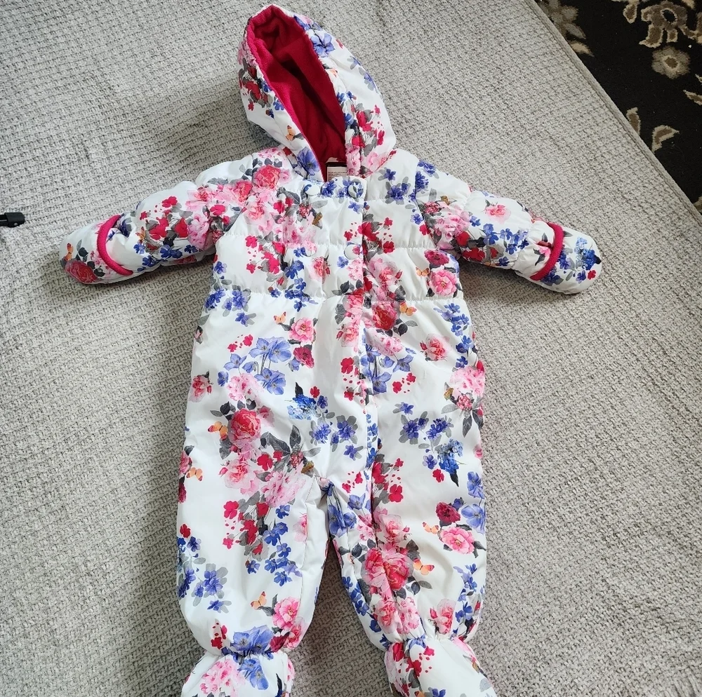 Vintage Floral Full Fleece Lined Snow Suit Size 12 Months